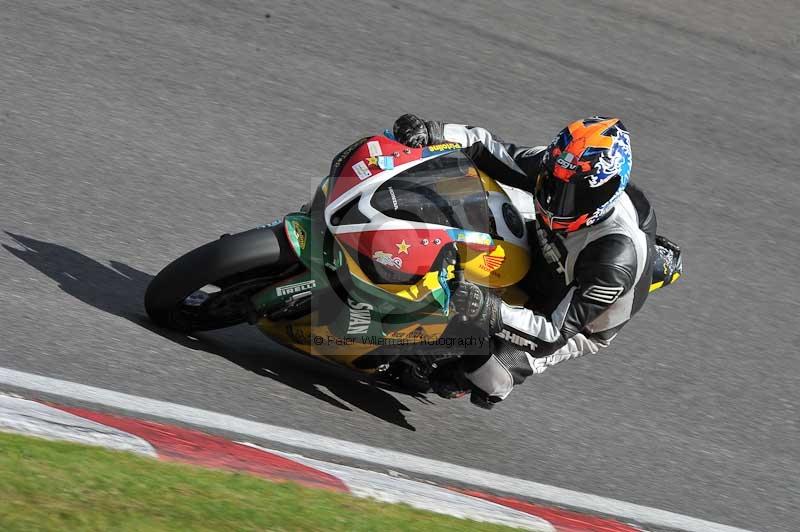 Motorcycle action photographs;Trackday digital images;cadwell;cadwell park photographs;event digital images;eventdigitalimages;motor racing louth lincolnshire;no limits trackdays;peter wileman photography;trackday;trackday photos