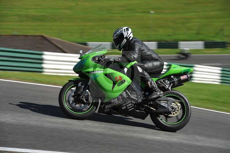 Motorcycle action photographs;Trackday digital images;cadwell;cadwell park photographs;event digital images;eventdigitalimages;motor racing louth lincolnshire;no limits trackdays;peter wileman photography;trackday;trackday photos