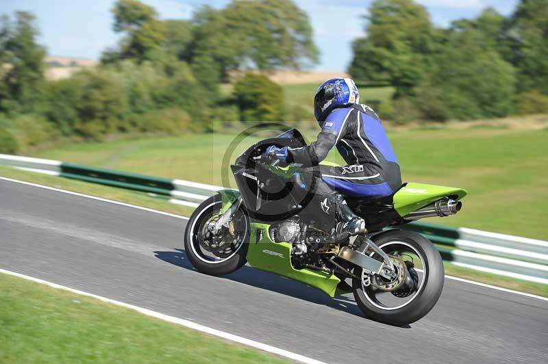 Motorcycle action photographs;Trackday digital images;cadwell;cadwell park photographs;event digital images;eventdigitalimages;motor racing louth lincolnshire;no limits trackdays;peter wileman photography;trackday;trackday photos