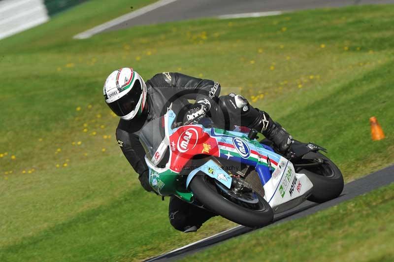 Motorcycle action photographs;Trackday digital images;cadwell;cadwell park photographs;event digital images;eventdigitalimages;motor racing louth lincolnshire;no limits trackdays;peter wileman photography;trackday;trackday photos