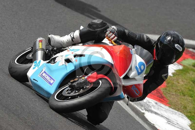 Motorcycle action photographs;Trackday digital images;cadwell;cadwell park photographs;event digital images;eventdigitalimages;motor racing louth lincolnshire;no limits trackdays;peter wileman photography;trackday;trackday photos