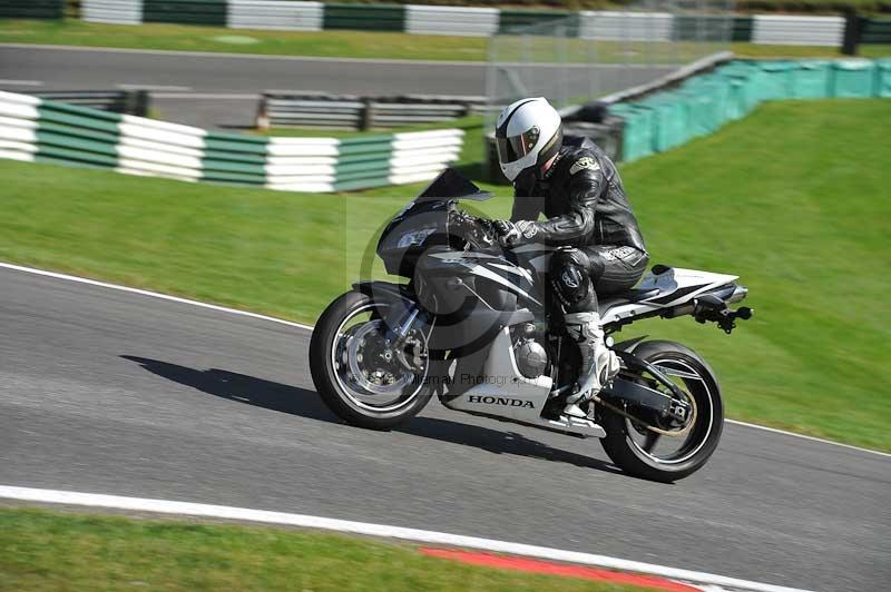Motorcycle action photographs;Trackday digital images;cadwell;cadwell park photographs;event digital images;eventdigitalimages;motor racing louth lincolnshire;no limits trackdays;peter wileman photography;trackday;trackday photos