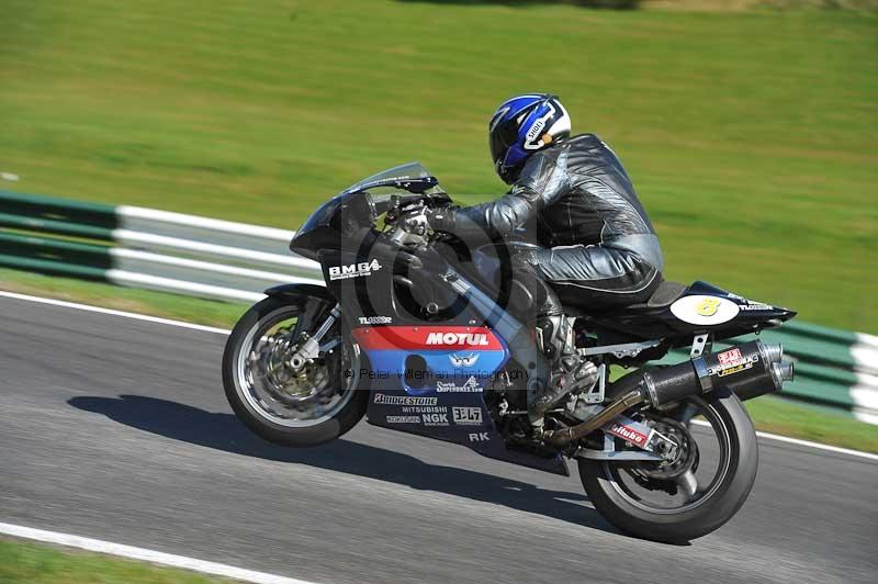 Motorcycle action photographs;Trackday digital images;cadwell;cadwell park photographs;event digital images;eventdigitalimages;motor racing louth lincolnshire;no limits trackdays;peter wileman photography;trackday;trackday photos