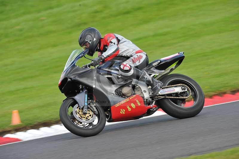 Motorcycle action photographs;Trackday digital images;cadwell;cadwell park photographs;event digital images;eventdigitalimages;motor racing louth lincolnshire;no limits trackdays;peter wileman photography;trackday;trackday photos