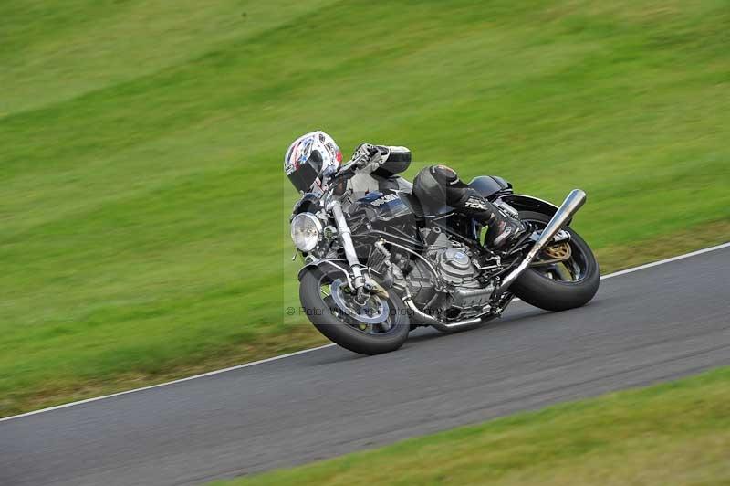 Motorcycle action photographs;Trackday digital images;cadwell;cadwell park photographs;event digital images;eventdigitalimages;motor racing louth lincolnshire;no limits trackdays;peter wileman photography;trackday;trackday photos