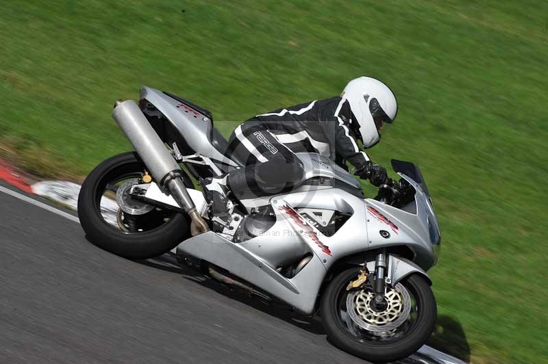 Motorcycle action photographs;Trackday digital images;cadwell;cadwell park photographs;event digital images;eventdigitalimages;motor racing louth lincolnshire;no limits trackdays;peter wileman photography;trackday;trackday photos