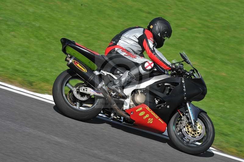 Motorcycle action photographs;Trackday digital images;cadwell;cadwell park photographs;event digital images;eventdigitalimages;motor racing louth lincolnshire;no limits trackdays;peter wileman photography;trackday;trackday photos