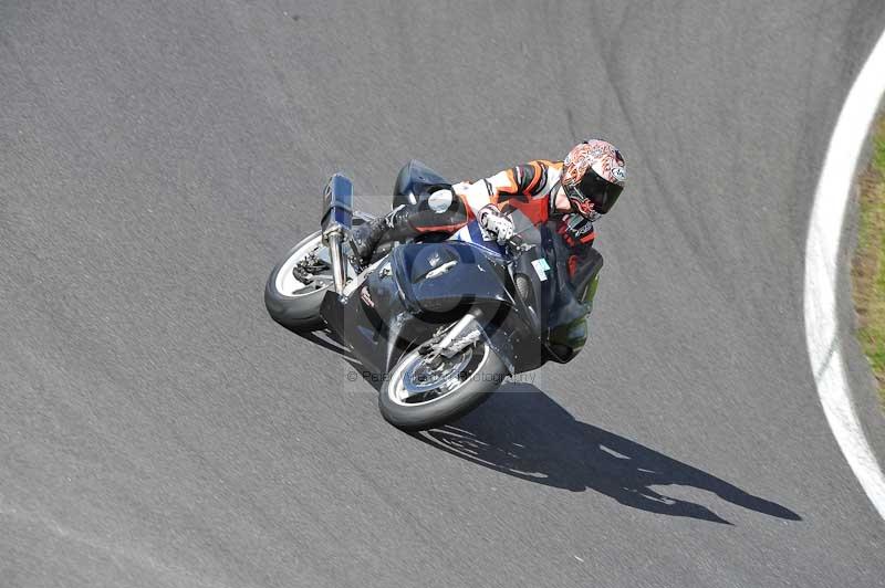Motorcycle action photographs;Trackday digital images;cadwell;cadwell park photographs;event digital images;eventdigitalimages;motor racing louth lincolnshire;no limits trackdays;peter wileman photography;trackday;trackday photos