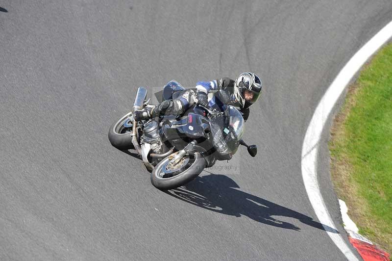 Motorcycle action photographs;Trackday digital images;cadwell;cadwell park photographs;event digital images;eventdigitalimages;motor racing louth lincolnshire;no limits trackdays;peter wileman photography;trackday;trackday photos