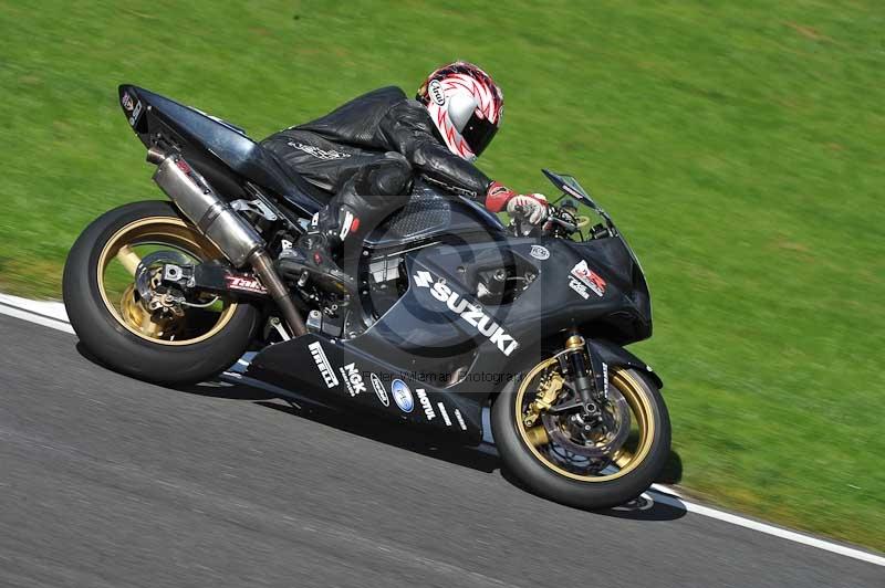 Motorcycle action photographs;Trackday digital images;cadwell;cadwell park photographs;event digital images;eventdigitalimages;motor racing louth lincolnshire;no limits trackdays;peter wileman photography;trackday;trackday photos