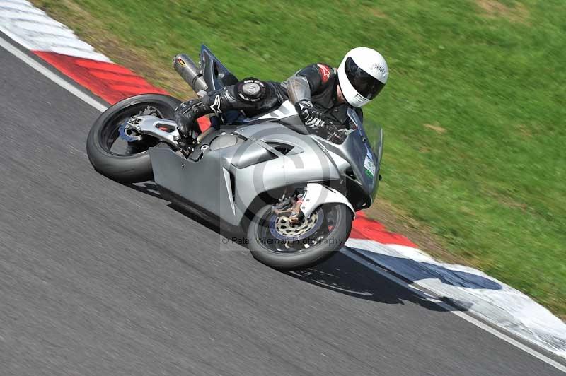 Motorcycle action photographs;Trackday digital images;cadwell;cadwell park photographs;event digital images;eventdigitalimages;motor racing louth lincolnshire;no limits trackdays;peter wileman photography;trackday;trackday photos