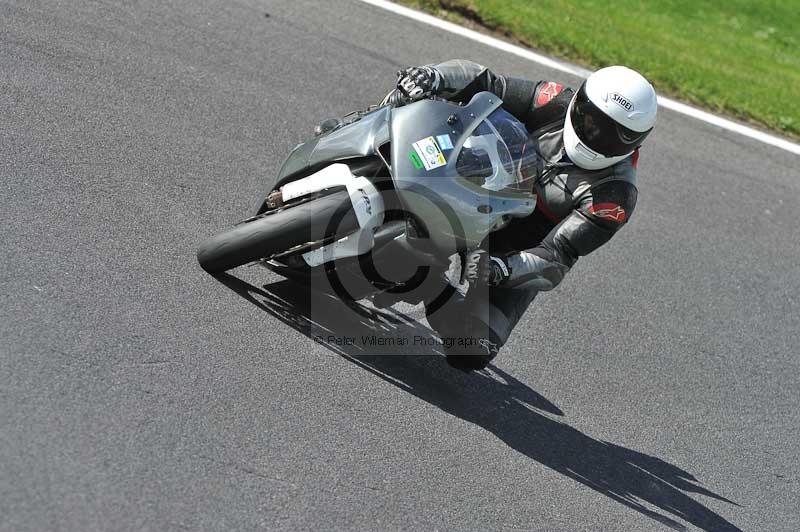Motorcycle action photographs;Trackday digital images;cadwell;cadwell park photographs;event digital images;eventdigitalimages;motor racing louth lincolnshire;no limits trackdays;peter wileman photography;trackday;trackday photos