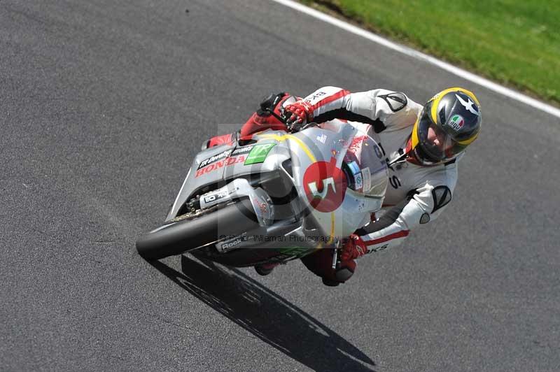 Motorcycle action photographs;Trackday digital images;cadwell;cadwell park photographs;event digital images;eventdigitalimages;motor racing louth lincolnshire;no limits trackdays;peter wileman photography;trackday;trackday photos