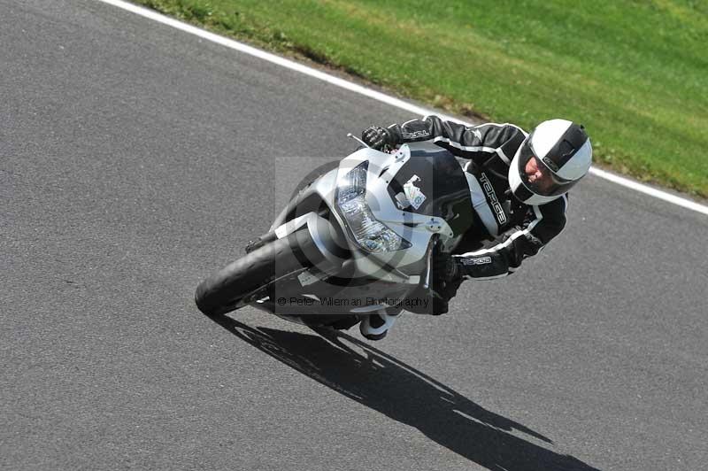 Motorcycle action photographs;Trackday digital images;cadwell;cadwell park photographs;event digital images;eventdigitalimages;motor racing louth lincolnshire;no limits trackdays;peter wileman photography;trackday;trackday photos