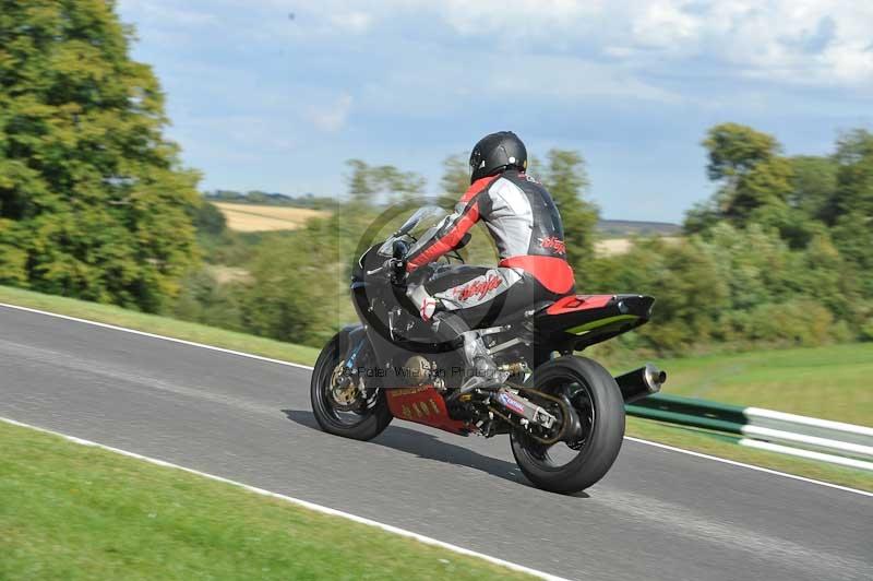 Motorcycle action photographs;Trackday digital images;cadwell;cadwell park photographs;event digital images;eventdigitalimages;motor racing louth lincolnshire;no limits trackdays;peter wileman photography;trackday;trackday photos
