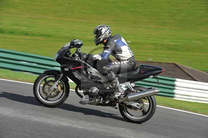 Motorcycle action photographs;Trackday digital images;cadwell;cadwell park photographs;event digital images;eventdigitalimages;motor racing louth lincolnshire;no limits trackdays;peter wileman photography;trackday;trackday photos