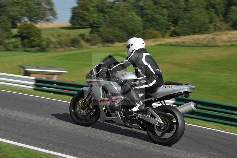 Motorcycle action photographs;Trackday digital images;cadwell;cadwell park photographs;event digital images;eventdigitalimages;motor racing louth lincolnshire;no limits trackdays;peter wileman photography;trackday;trackday photos