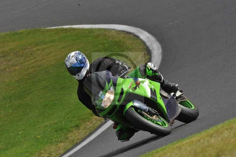 Motorcycle action photographs;Trackday digital images;cadwell;cadwell park photographs;event digital images;eventdigitalimages;motor racing louth lincolnshire;no limits trackdays;peter wileman photography;trackday;trackday photos