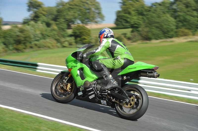 Motorcycle action photographs;Trackday digital images;cadwell;cadwell park photographs;event digital images;eventdigitalimages;motor racing louth lincolnshire;no limits trackdays;peter wileman photography;trackday;trackday photos