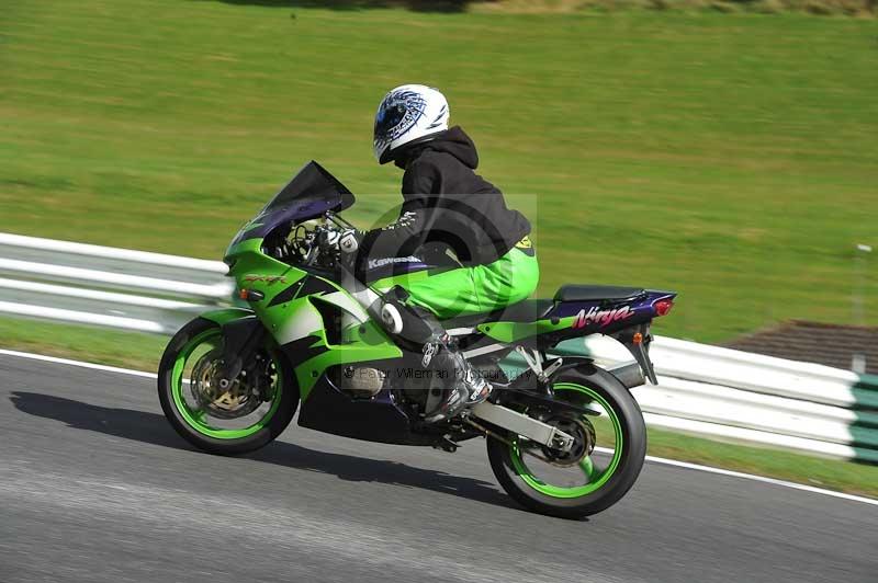 Motorcycle action photographs;Trackday digital images;cadwell;cadwell park photographs;event digital images;eventdigitalimages;motor racing louth lincolnshire;no limits trackdays;peter wileman photography;trackday;trackday photos