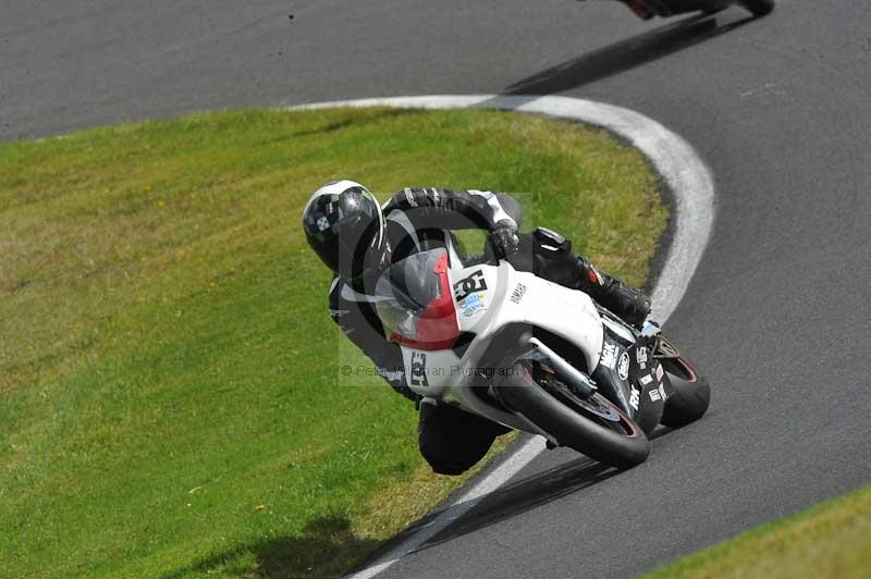 Motorcycle action photographs;Trackday digital images;cadwell;cadwell park photographs;event digital images;eventdigitalimages;motor racing louth lincolnshire;no limits trackdays;peter wileman photography;trackday;trackday photos