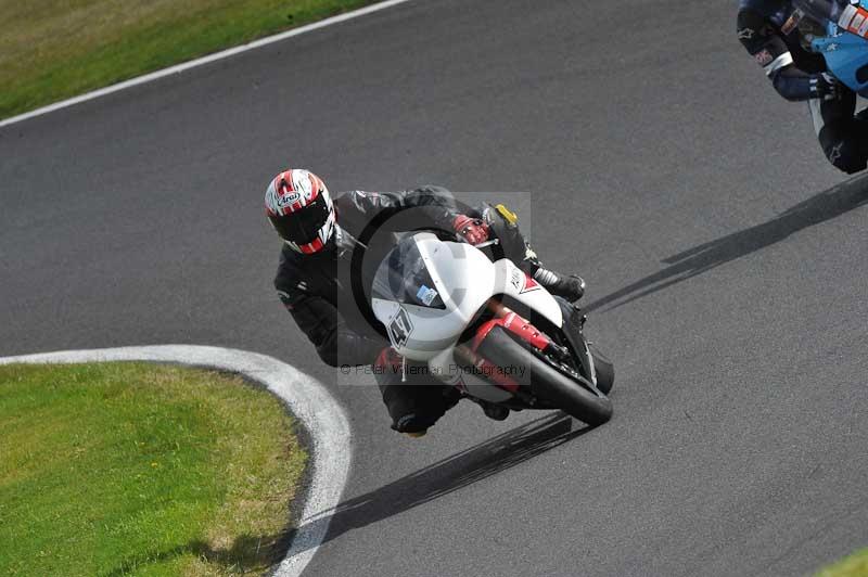 Motorcycle action photographs;Trackday digital images;cadwell;cadwell park photographs;event digital images;eventdigitalimages;motor racing louth lincolnshire;no limits trackdays;peter wileman photography;trackday;trackday photos