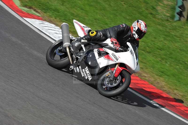 Motorcycle action photographs;Trackday digital images;cadwell;cadwell park photographs;event digital images;eventdigitalimages;motor racing louth lincolnshire;no limits trackdays;peter wileman photography;trackday;trackday photos