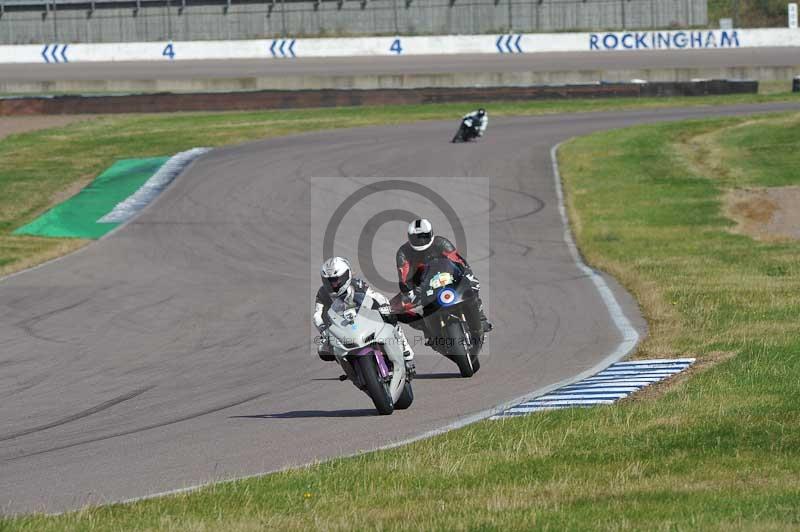 Rockingham no limits trackday;enduro digital images;event digital images;eventdigitalimages;no limits trackdays;peter wileman photography;racing digital images;rockingham raceway northamptonshire;rockingham trackday photographs;trackday digital images;trackday photos