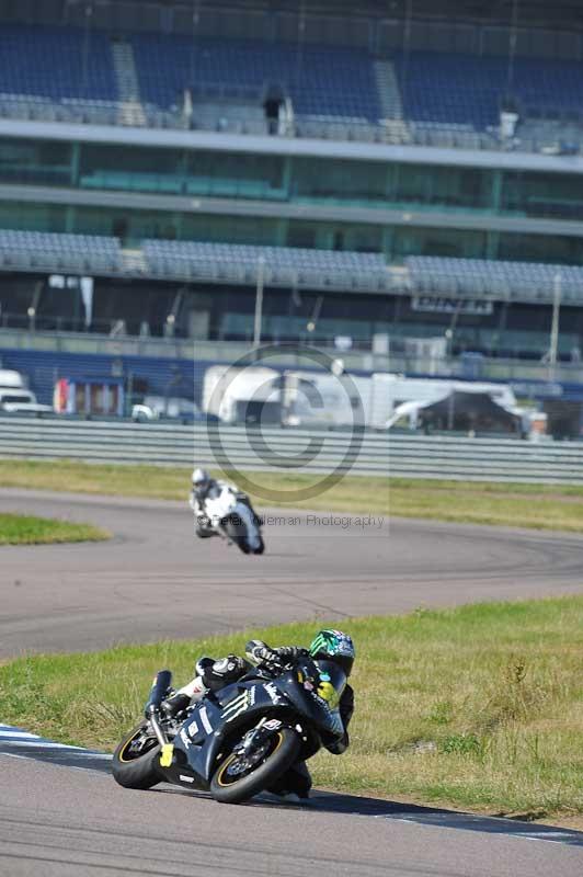 Rockingham no limits trackday;enduro digital images;event digital images;eventdigitalimages;no limits trackdays;peter wileman photography;racing digital images;rockingham raceway northamptonshire;rockingham trackday photographs;trackday digital images;trackday photos