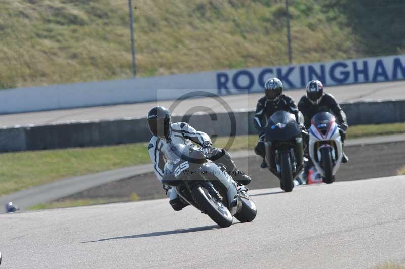 Rockingham no limits trackday;enduro digital images;event digital images;eventdigitalimages;no limits trackdays;peter wileman photography;racing digital images;rockingham raceway northamptonshire;rockingham trackday photographs;trackday digital images;trackday photos