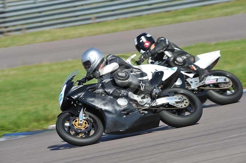 Rockingham no limits trackday;enduro digital images;event digital images;eventdigitalimages;no limits trackdays;peter wileman photography;racing digital images;rockingham raceway northamptonshire;rockingham trackday photographs;trackday digital images;trackday photos