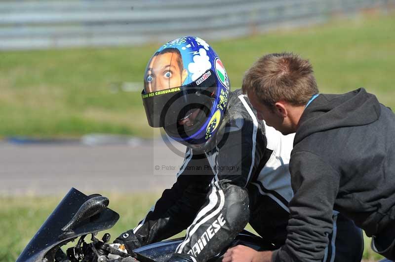 Rockingham no limits trackday;enduro digital images;event digital images;eventdigitalimages;no limits trackdays;peter wileman photography;racing digital images;rockingham raceway northamptonshire;rockingham trackday photographs;trackday digital images;trackday photos