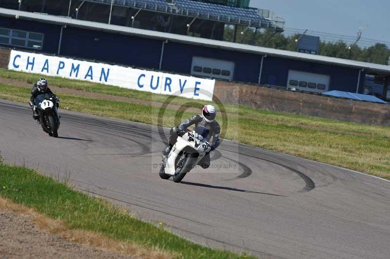 Rockingham no limits trackday;enduro digital images;event digital images;eventdigitalimages;no limits trackdays;peter wileman photography;racing digital images;rockingham raceway northamptonshire;rockingham trackday photographs;trackday digital images;trackday photos