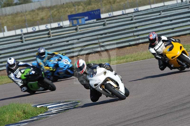 Rockingham no limits trackday;enduro digital images;event digital images;eventdigitalimages;no limits trackdays;peter wileman photography;racing digital images;rockingham raceway northamptonshire;rockingham trackday photographs;trackday digital images;trackday photos
