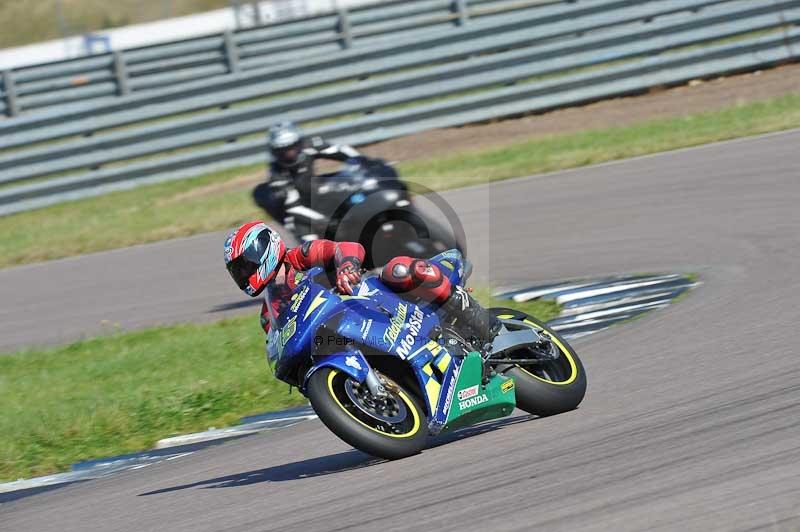 Rockingham no limits trackday;enduro digital images;event digital images;eventdigitalimages;no limits trackdays;peter wileman photography;racing digital images;rockingham raceway northamptonshire;rockingham trackday photographs;trackday digital images;trackday photos