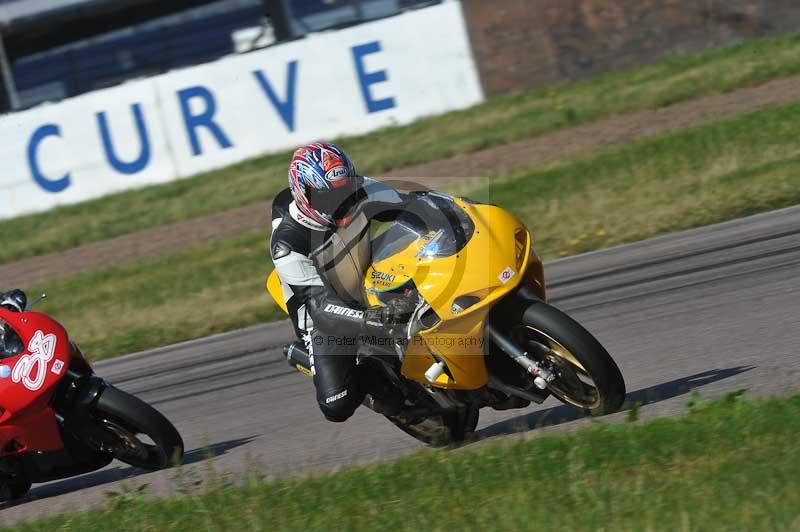 Rockingham no limits trackday;enduro digital images;event digital images;eventdigitalimages;no limits trackdays;peter wileman photography;racing digital images;rockingham raceway northamptonshire;rockingham trackday photographs;trackday digital images;trackday photos