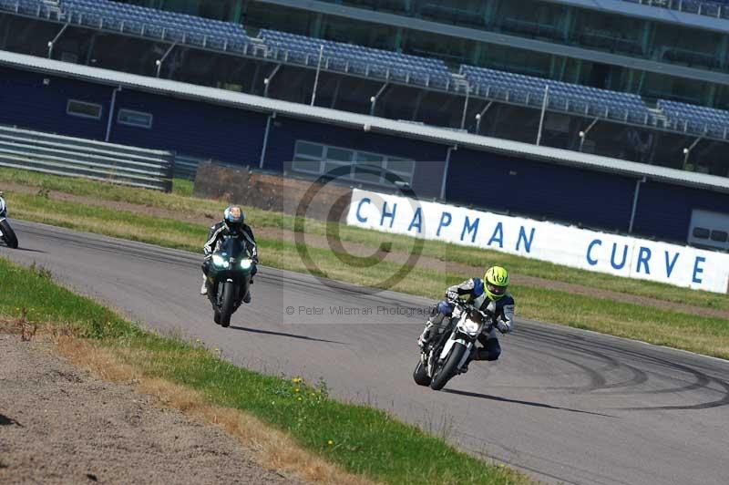 Rockingham no limits trackday;enduro digital images;event digital images;eventdigitalimages;no limits trackdays;peter wileman photography;racing digital images;rockingham raceway northamptonshire;rockingham trackday photographs;trackday digital images;trackday photos