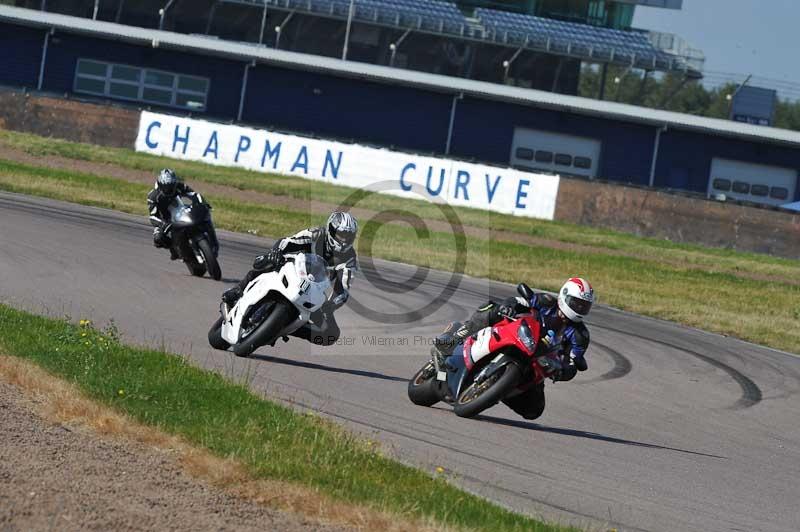 Rockingham no limits trackday;enduro digital images;event digital images;eventdigitalimages;no limits trackdays;peter wileman photography;racing digital images;rockingham raceway northamptonshire;rockingham trackday photographs;trackday digital images;trackday photos