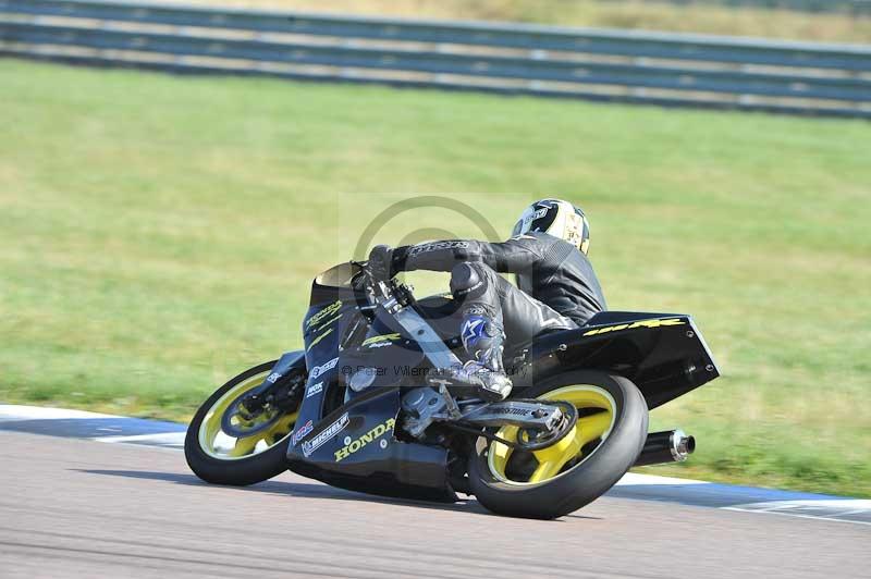 Rockingham no limits trackday;enduro digital images;event digital images;eventdigitalimages;no limits trackdays;peter wileman photography;racing digital images;rockingham raceway northamptonshire;rockingham trackday photographs;trackday digital images;trackday photos