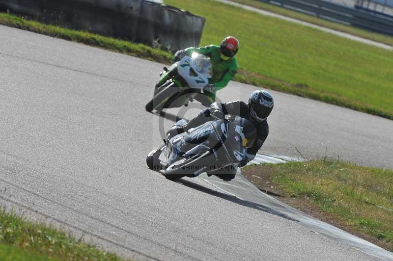 Rockingham no limits trackday;enduro digital images;event digital images;eventdigitalimages;no limits trackdays;peter wileman photography;racing digital images;rockingham raceway northamptonshire;rockingham trackday photographs;trackday digital images;trackday photos