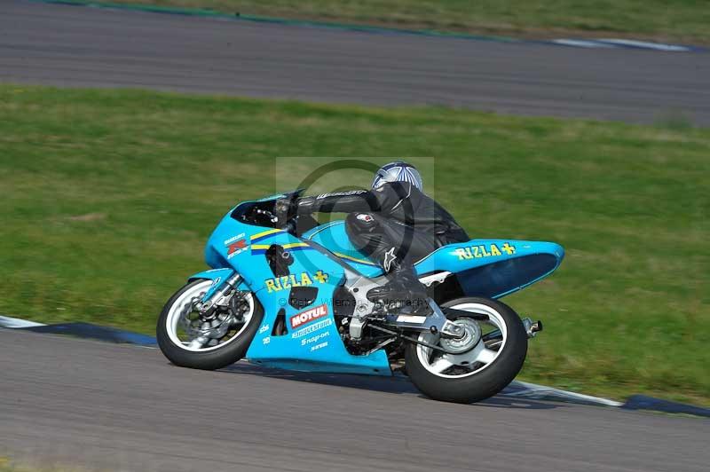 Rockingham no limits trackday;enduro digital images;event digital images;eventdigitalimages;no limits trackdays;peter wileman photography;racing digital images;rockingham raceway northamptonshire;rockingham trackday photographs;trackday digital images;trackday photos