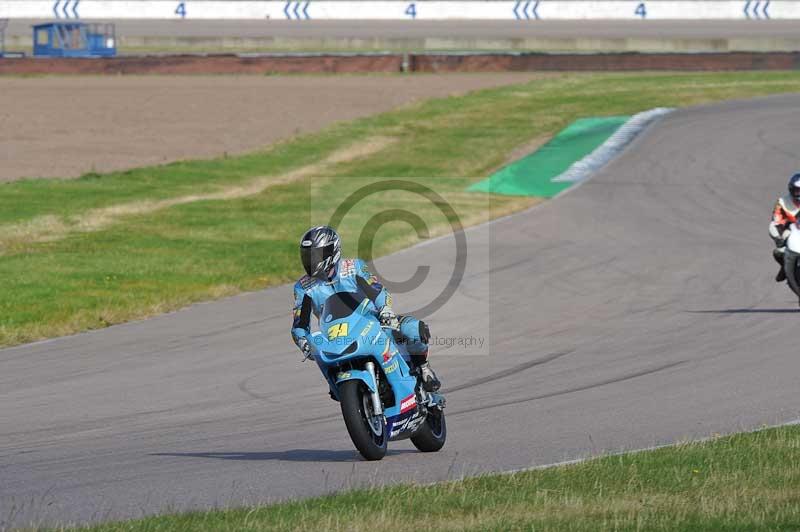 Rockingham no limits trackday;enduro digital images;event digital images;eventdigitalimages;no limits trackdays;peter wileman photography;racing digital images;rockingham raceway northamptonshire;rockingham trackday photographs;trackday digital images;trackday photos