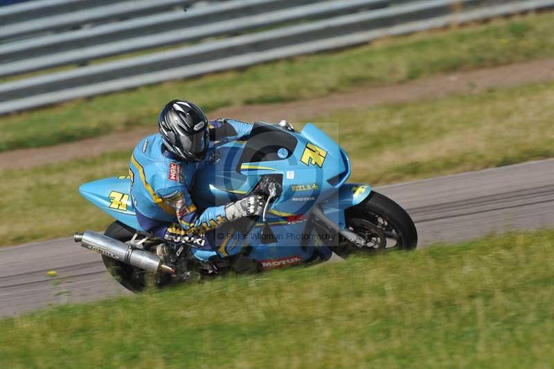 Rockingham no limits trackday;enduro digital images;event digital images;eventdigitalimages;no limits trackdays;peter wileman photography;racing digital images;rockingham raceway northamptonshire;rockingham trackday photographs;trackday digital images;trackday photos