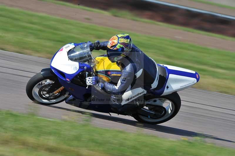 Rockingham no limits trackday;enduro digital images;event digital images;eventdigitalimages;no limits trackdays;peter wileman photography;racing digital images;rockingham raceway northamptonshire;rockingham trackday photographs;trackday digital images;trackday photos