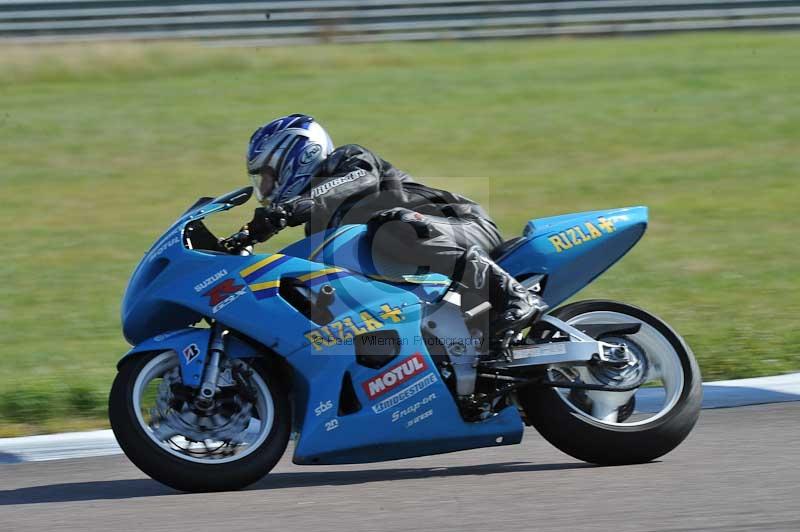 Rockingham no limits trackday;enduro digital images;event digital images;eventdigitalimages;no limits trackdays;peter wileman photography;racing digital images;rockingham raceway northamptonshire;rockingham trackday photographs;trackday digital images;trackday photos