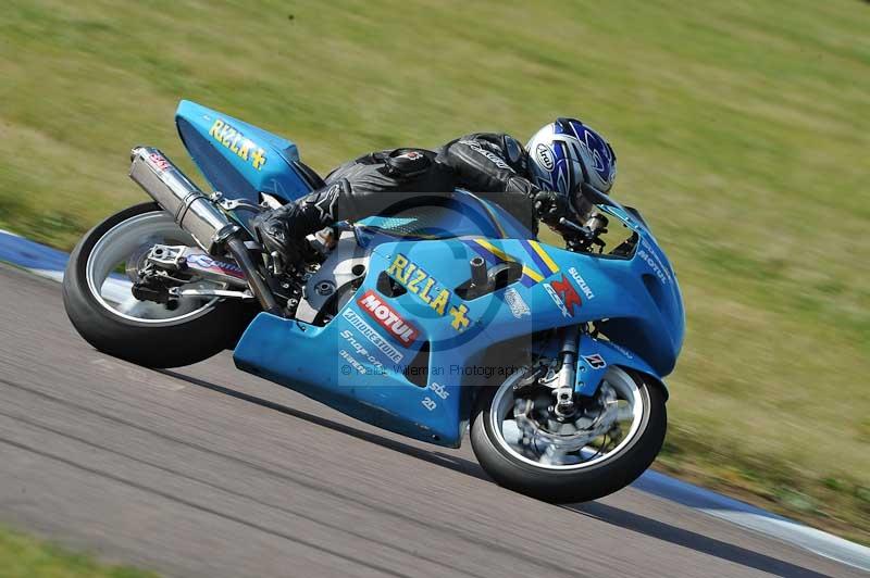 Rockingham no limits trackday;enduro digital images;event digital images;eventdigitalimages;no limits trackdays;peter wileman photography;racing digital images;rockingham raceway northamptonshire;rockingham trackday photographs;trackday digital images;trackday photos