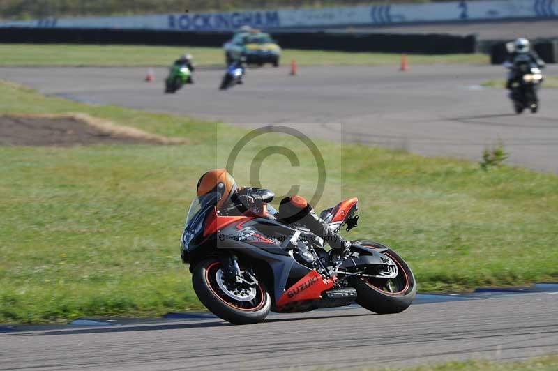 Rockingham no limits trackday;enduro digital images;event digital images;eventdigitalimages;no limits trackdays;peter wileman photography;racing digital images;rockingham raceway northamptonshire;rockingham trackday photographs;trackday digital images;trackday photos