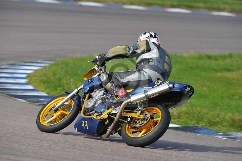 Rockingham no limits trackday;enduro digital images;event digital images;eventdigitalimages;no limits trackdays;peter wileman photography;racing digital images;rockingham raceway northamptonshire;rockingham trackday photographs;trackday digital images;trackday photos