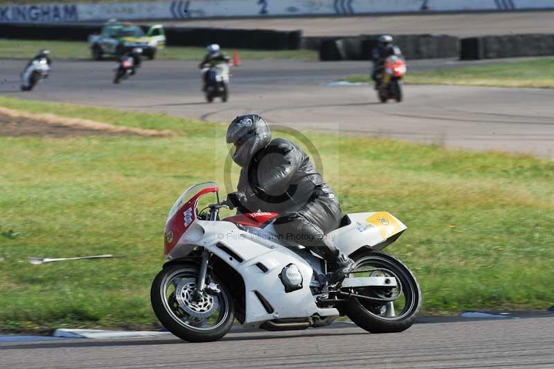 Rockingham no limits trackday;enduro digital images;event digital images;eventdigitalimages;no limits trackdays;peter wileman photography;racing digital images;rockingham raceway northamptonshire;rockingham trackday photographs;trackday digital images;trackday photos