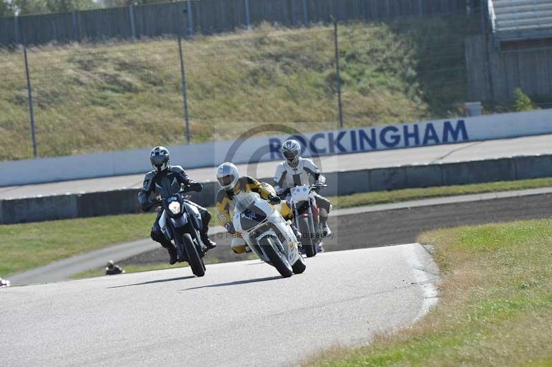 Rockingham no limits trackday;enduro digital images;event digital images;eventdigitalimages;no limits trackdays;peter wileman photography;racing digital images;rockingham raceway northamptonshire;rockingham trackday photographs;trackday digital images;trackday photos